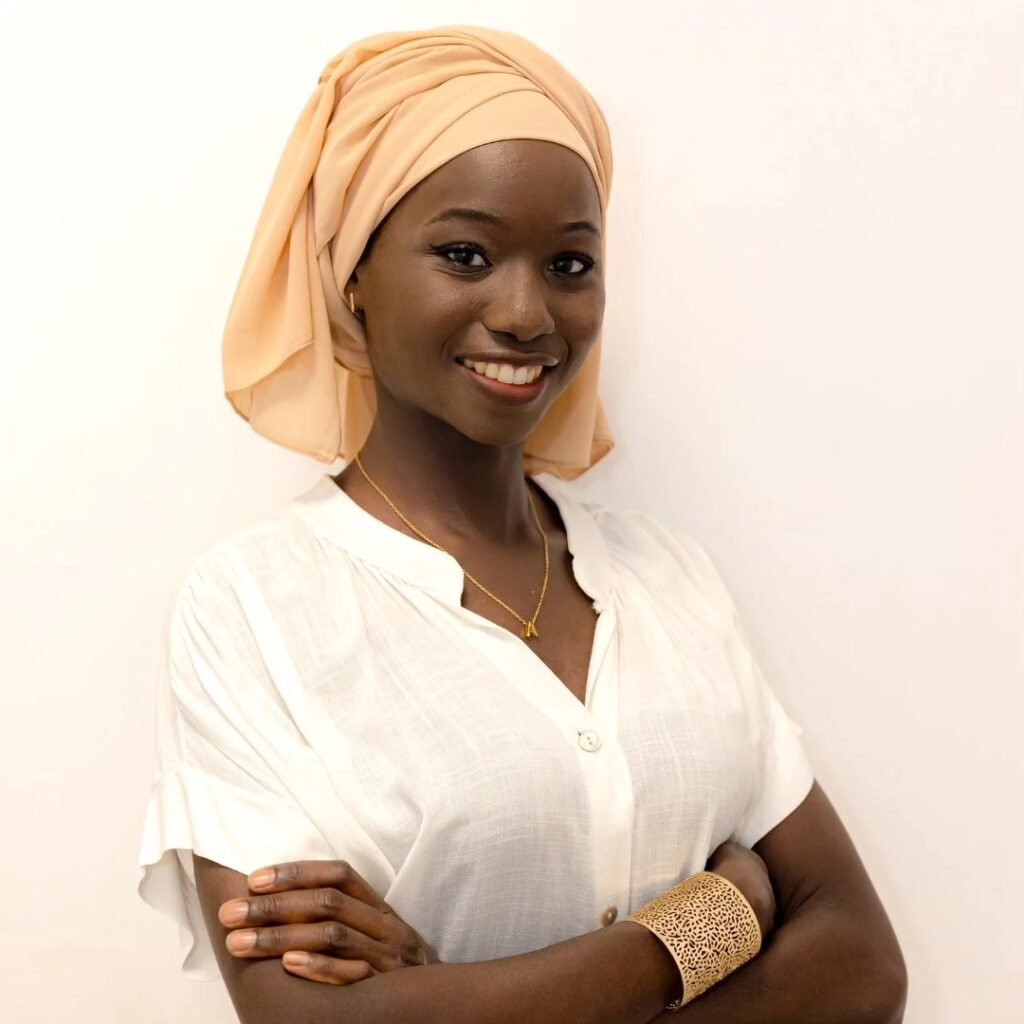 Logo Aisa Nutrición en femenino